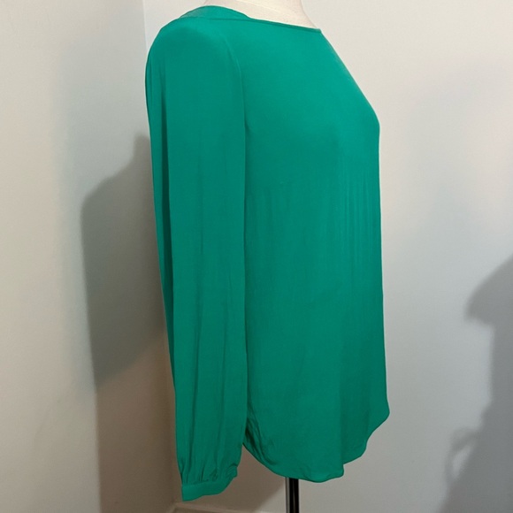 Striking Teal, Viscose Blouse - Picture 4 of 10